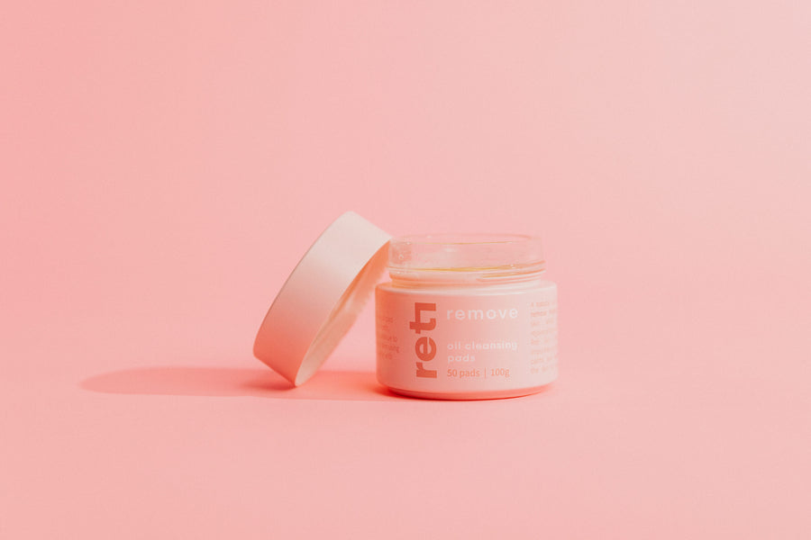 Remove Oil Cleansing Pads 100g – Reti Skin – Deep-cleansing oil-based pads for removing makeup and impurities.